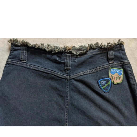 UNIQUE ROUTE 66 Stretch Fit Blue Denim Jean Skirt Size 8 Front Slit w/ Patches. - Picture 8 of 11